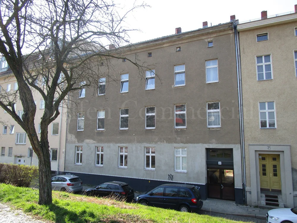 wohn-und-geschaeftshaus-in-berlin-spandau